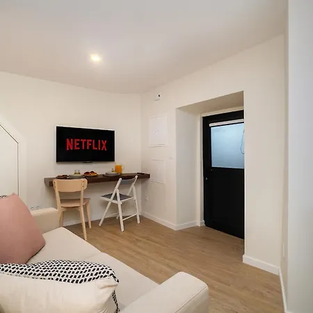 Apartamento Whome Explore From A Cozy Base In Alfama Lisboa