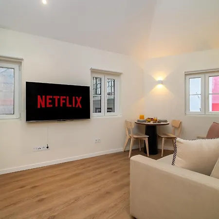 Apartamento Whome Explore From A Cozy Base In Alfama