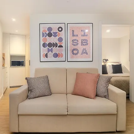 Whome Explore From A Cozy Base In Alfama Apartamento *